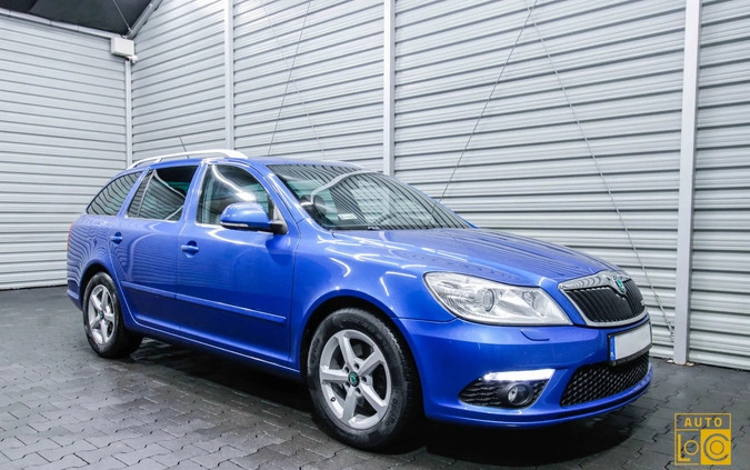 Skoda Octavia cena 27999 przebieg: 289000, rok produkcji 2011 z Odolanów małe 407